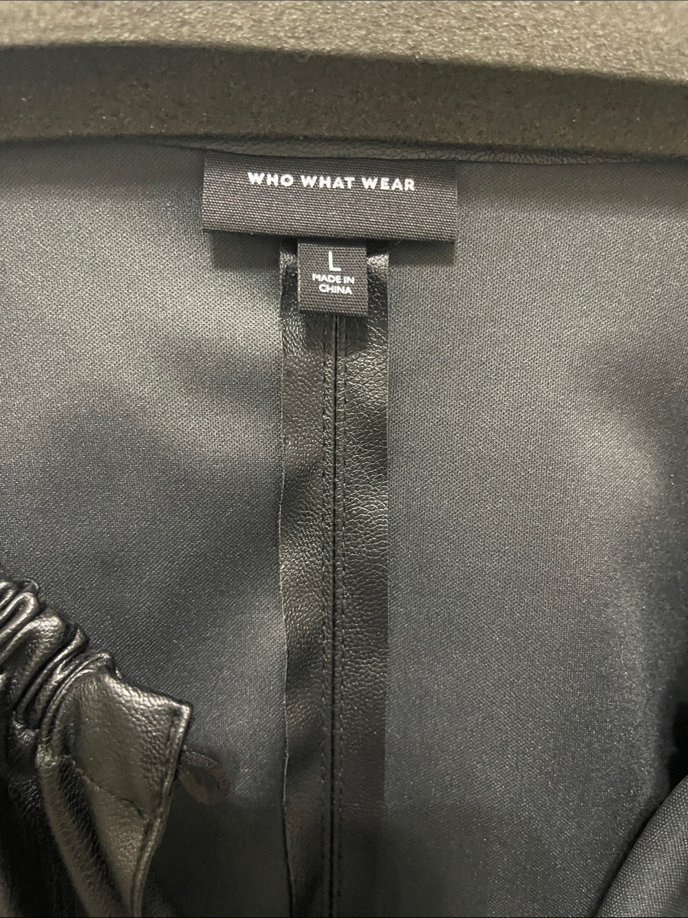 NWOT $49 Who What Wear Black Vegan Faux Leather Puff Sleeve Size L - Picture 4 of 7